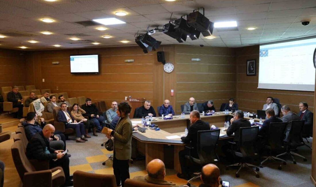 Kocaeli Büyükşehir Belediyesi Encümen Toplantısı'nda İzmit Balıkhan ve Başiskele Paşadağ
