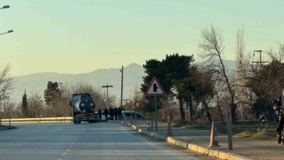 Erbaa ilçesinde şüpheli bir tır durduruldu. Yapılan incelemede dorsesinde gizlenmiş