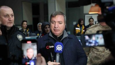 Erzincan Valisi Hamza Aydoğdu, yılın ilk saatlerinde kentteki güvenlik ve