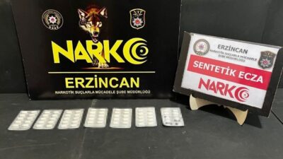 Erzincan'da yapılan aramada şahısların evinde 64 adet sentetik hap ele