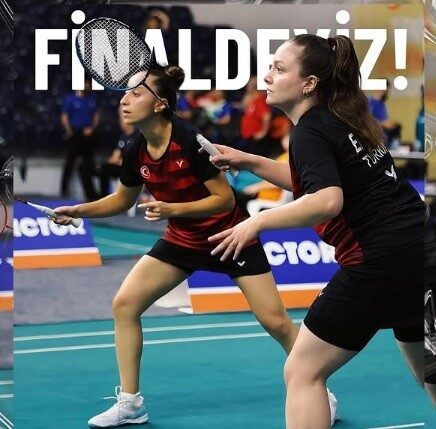 Erzincanlı Milli Badmintoncular Nazlıcan İnci ve Bengisu Erçetin, kadınlar çiftler