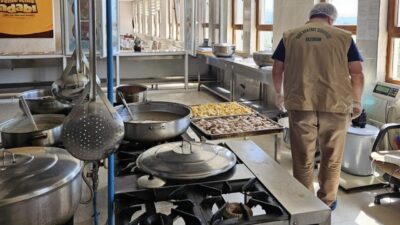 Erzurum'daki işletmelerin denetimleri sürerken, 3-10 Ocak 2025 tarihleri arasında 235