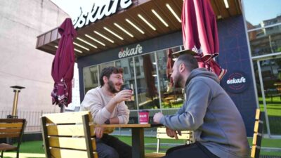 Esenler'de hizmet veren Eskafe'nin ikinci şubesi Dr. Kadir Topbaş Kültür