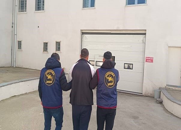 Eskişehir’de aranması bulunan 39 şahıs yakalandı Eskişehir Jandarma ekipleri, çeşitli