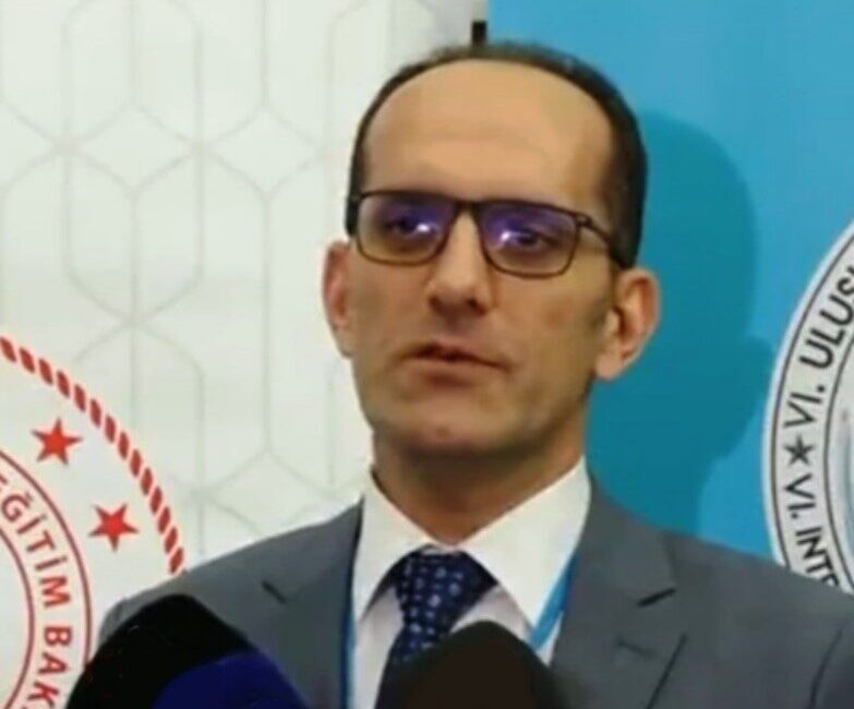 ESOGÜ Eğitim Fakültesi'nden Prof.