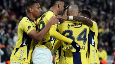 Fenerbahçe, Trendyol Süper Lig’deki Atakaş Hatayspor maçını 2-1 kazanarak evinde