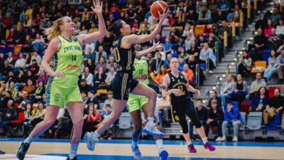 Fenerbahçe Opet Kadın Basketbol Takımı, Euroleague'de ZVVZ USK Praha'yı 63-54