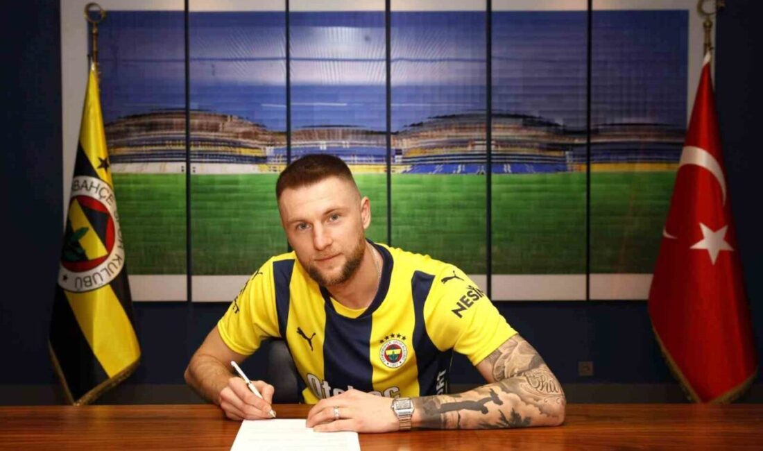 Fenerbahçe, Paris Saint-Germain'den Milan Skriniar'ı kiralık olarak transfer etti. 29