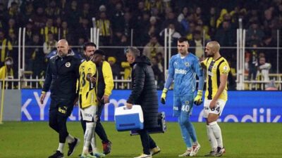 Fenerbahçe'nin Hırvat kalecisi Dominik Livakovic'in sağ arka adalesinde yırtık ve