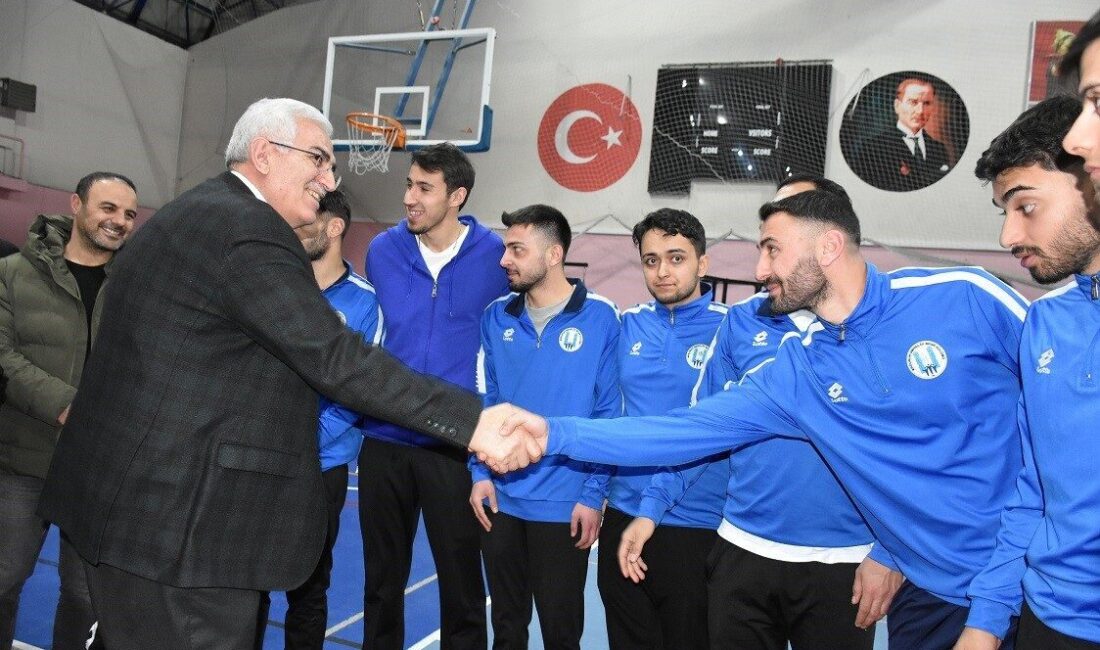 Erzurum Milletvekili Mehmet Emin Öz, Gençlik Spor Kulübü Voleybol Takımını