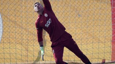 Galatasaray, Trendyol Süper Lig'de Başakşehir maçı için antrenmana başladı. Okan