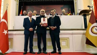 Galatasaray Spor Kulübü'nde divan kurulu yeni üyeleri için düzenlenen berat