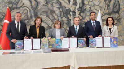 Gaziantep'teki ortaokul, lise ve GASMEK öğrencilerine Çocuk, Bilim ve Teknik