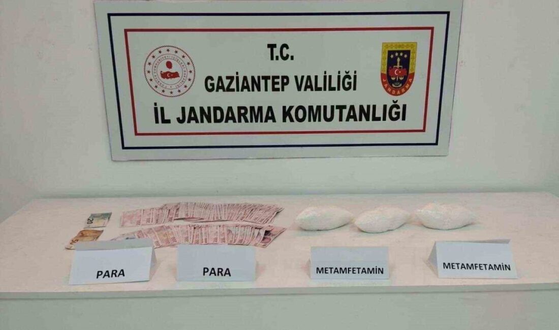 Gaziantep’te 1,5 kilo metamfetamin ele geçirildi Gaziantep’te 1,5 kilo metamfetamin