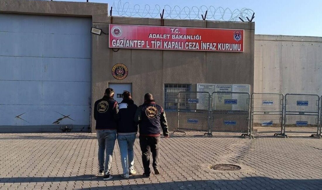 10 yıl 2 ay hapis cezası bulunan B.Ş.M. isimli şahıs,