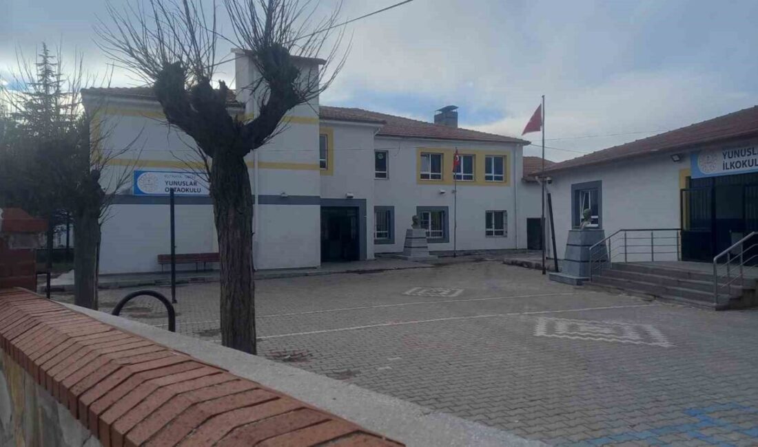 Gediz’de sevilen öğretmenin vefatı eğitim camiasını yasa boğdu Kütahya'nın Gediz ilçesinde görev
