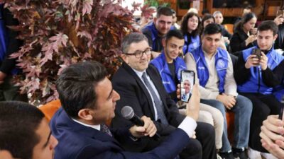 Gençlik ve Spor Bakanı Osman Aşkın Bak, Bilecik'te üniversite öğrencileriyle