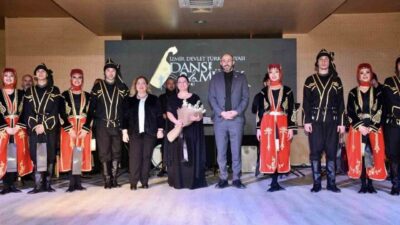 İzmir Devlet Türk Dünyası Dans ve Müzik Topluluğu'nun konseriyle başlayan