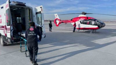 Hasta Bahçesaray'dan helikopter ambulansla Van'a sevkedildi. Van Eğitim Araştırma Hastanesi'nde