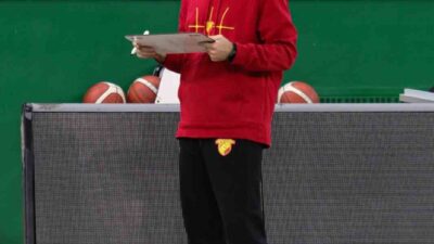 Göztepe Basketbol, Başantrenör Şahin Ateşdağlı'nın ayrılışının ardından ilk maçında İstanbul