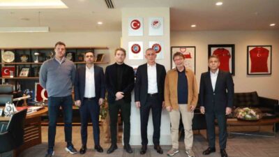 Göztepe Kulübü yöneticileri, TFF Başkanı İbrahim Ethem Hacıosmanoğlu'nu ziyaret etti.