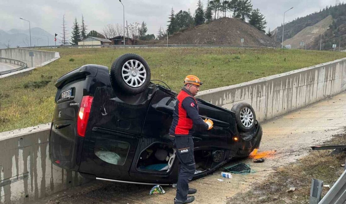 Amasya'da meydana gelen trafik kazasında, Yaşar Çoban yönetimindeki hafif ticari
