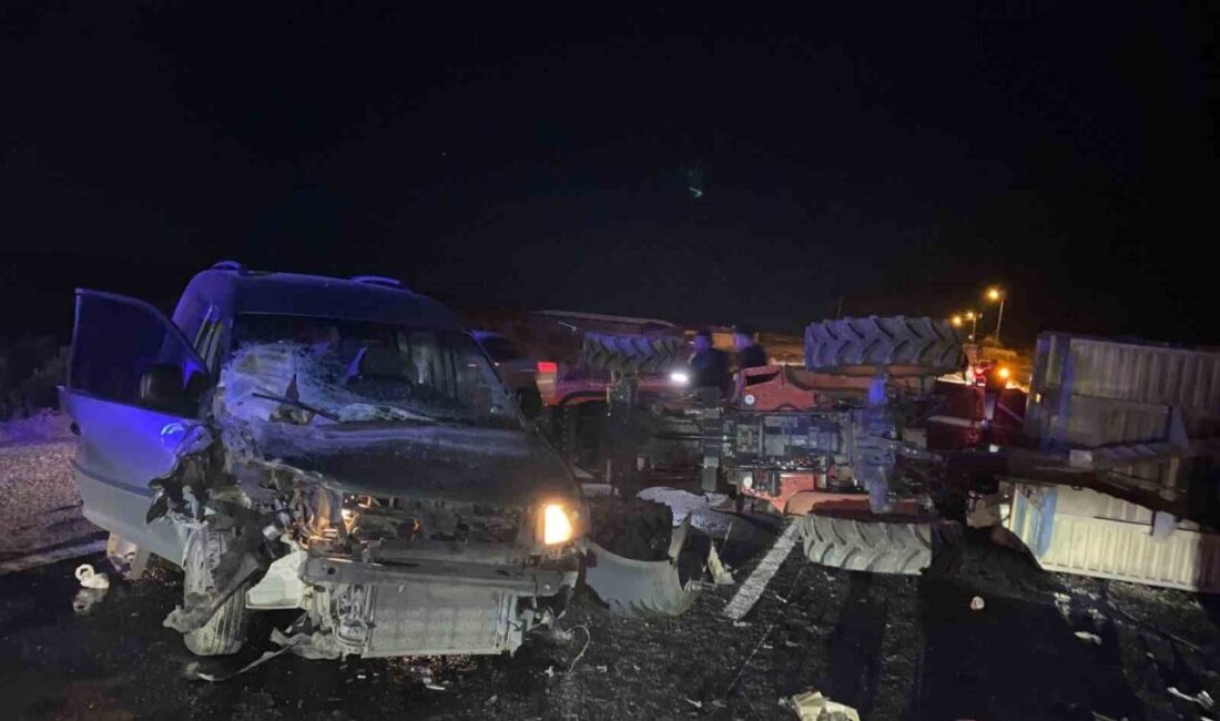 Birecik'te hafif ticari aracın traktöre çarpması sonucu Emrah Ç. ve