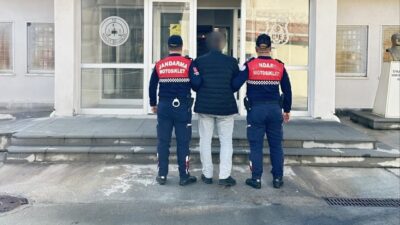 Didim ve Nazilli ilçelerinde aranan ve hapis cezası bulunan U.K.