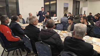 Hatay'ın Hassa ilçesindeki Şehit aileleri, Kaymakamlık tarafından düzenlenen yemek programında