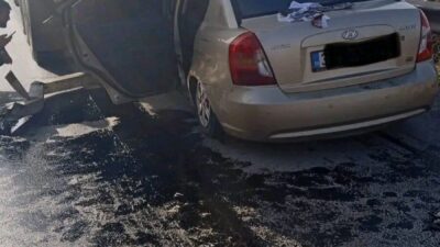 İskenderun'da meydana gelen otomobil-tır çarpışmasında 2 kişi yaralandı. Olay yerine