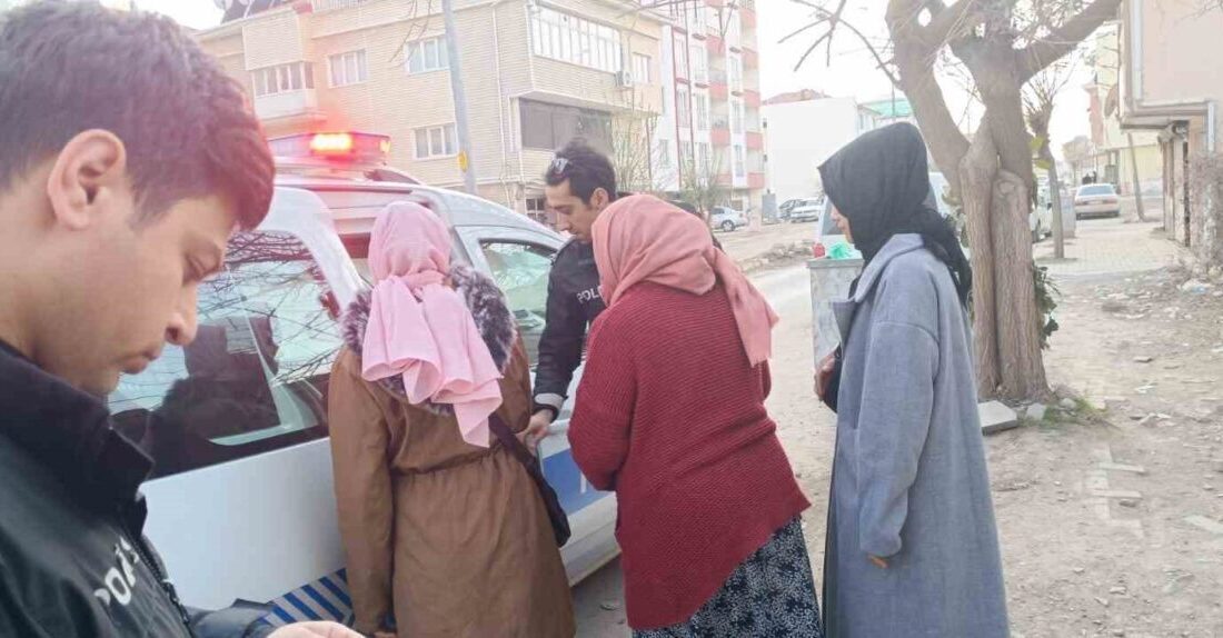 Hırsızlık için daire kapısını açmaya çalışan 3 kadın şahıs tutuklandı Adıyaman’ın Gölbaşı ilçesinde hırsızlık