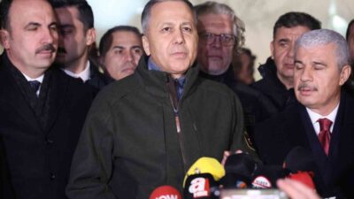 İçişleri Bakanı Ali Yerlikaya, Konya'da çöken binada 962 personelin arama
