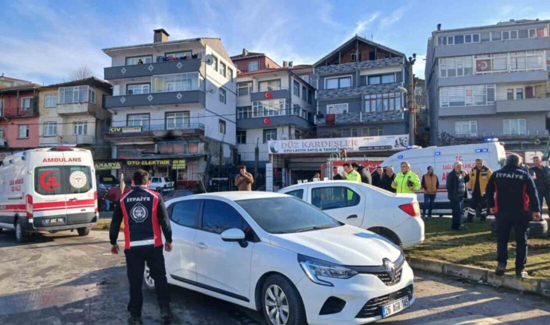 İki aracın karıştığı kazada iki kişi yaralandı Zonguldak Alaplı'da meydana gelen