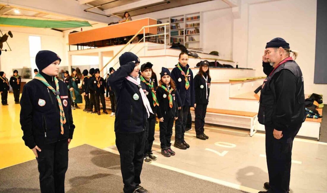 Tepebaşı Belediyesi'nin düzenlediği "İklim İzcileri" programı, çocuklara doğaya ve iklim