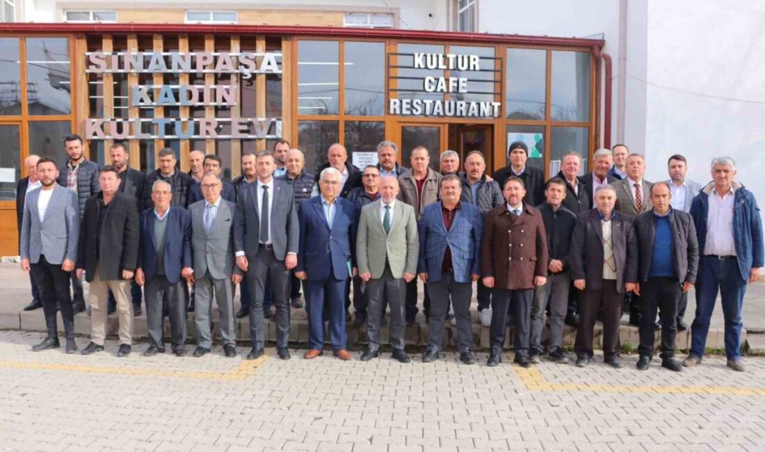 Afyonkarahisar İGM üyeleri ve Sinanpaşa köy muhtarları toplantıda isteklerini dile