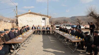 Adıyaman Valisi Osman Varol ve Belediye Başkanı Abdurrahman Tutdere, Kayaönü