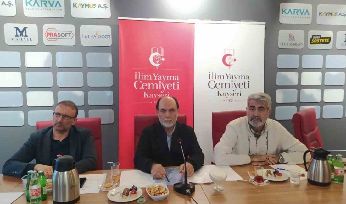 İlim Yayma Cemiyeti Kayseri Şubesi'nin 10. Olağan Genel Kurulu MÜSİAD