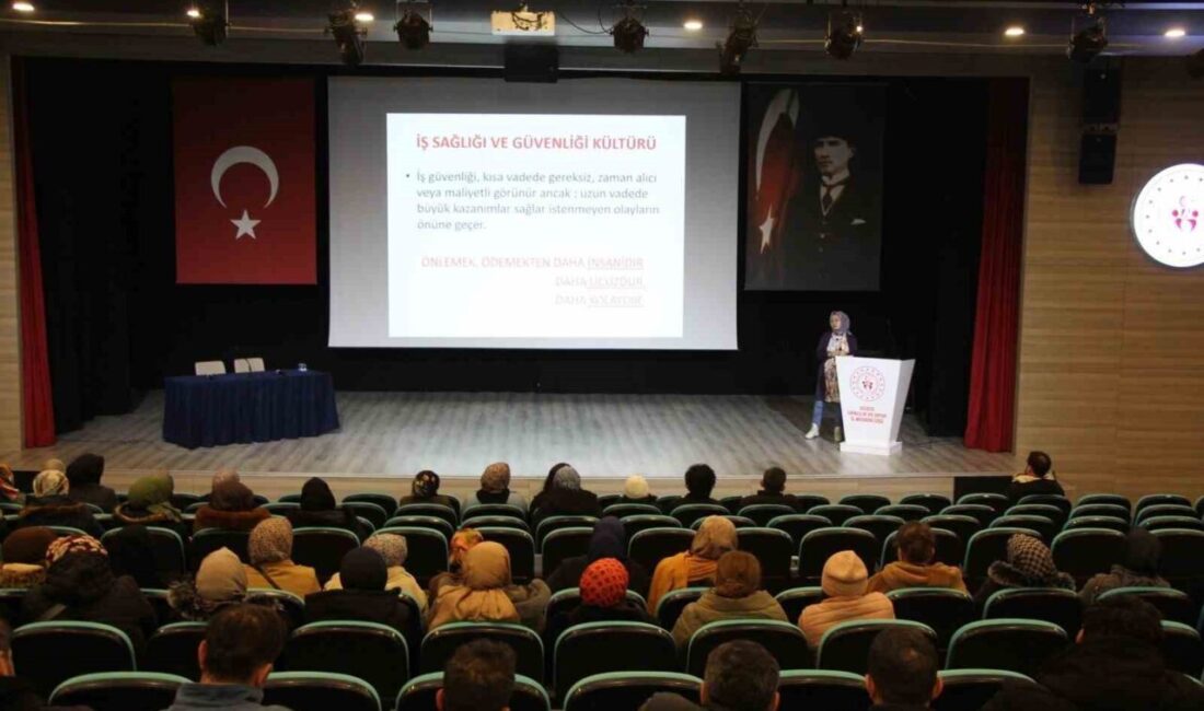 Düzce Gençlik ve Spor İl Müdürlüğü'nde Raziye Uysal ve Kadir