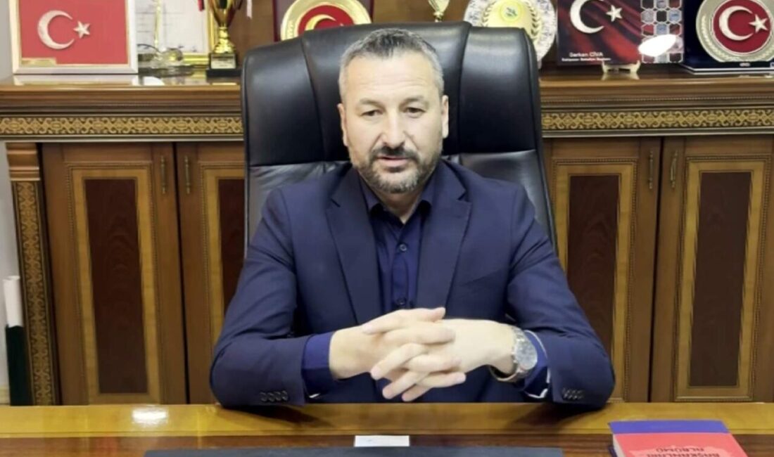 İşçi almak için gelen baskılara dayanamayan Belediye Başkanı sitemini sosyal medyadan böyle yaptı Serkan Cıva, Eskipazar'da yaptığı