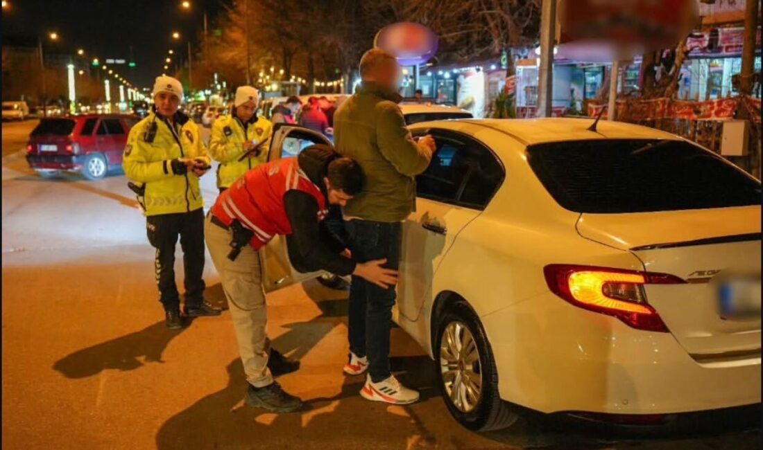 Isparta'da yapılan trafik denetimlerinde 11 sürücü cezalandırıldı ve 4 araç