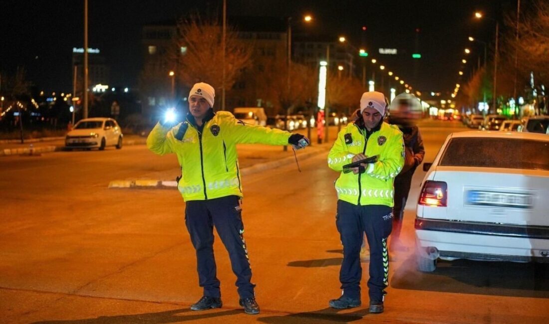 Isparta'da 20 günde 32 bin 402 araç kontrol edilmiş, 21
