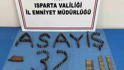 Isparta'da yapılan bir operasyonda bir kişi tutuklandı. Evine düzenlenen baskında