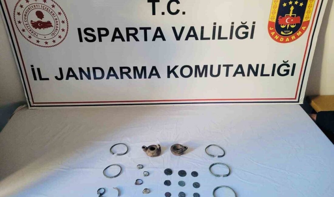 Isparta’da tarihi eser operasyonu: 12 şüpheliye adli işlem başlatıldı Isparta Jandarması, üç ayda