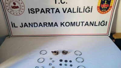 Isparta Jandarması, üç ayda gerçekleştirdiği operasyonlarla tarihi eser kaçakçılarını çökertti.