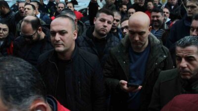 İZELMAN toplu iş sözleşmesi görüşmelerinde anlaşma sağlanamazken işçiler eylem kararı