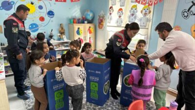 Didim'deki Balat İlkokulu'nda öğrencilere çevre bilinci aşılanıp, hayvan sevgisi kazandırıldı.