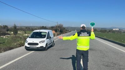 Aydın'da jandarma ekipleri, mikro İHA ile hava destekli trafik denetimi