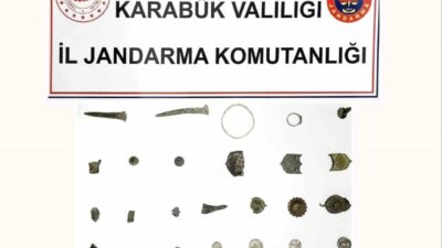Karabük’te yapılan aramalarda bir şahsın üzerinde ve aracında 32 parça