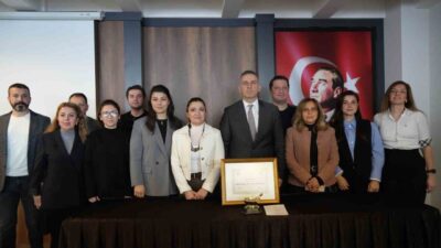 Samsun Eczacı Odası Başkanı Onur Ferhat Karacan, eczacılığın sadece ilaç