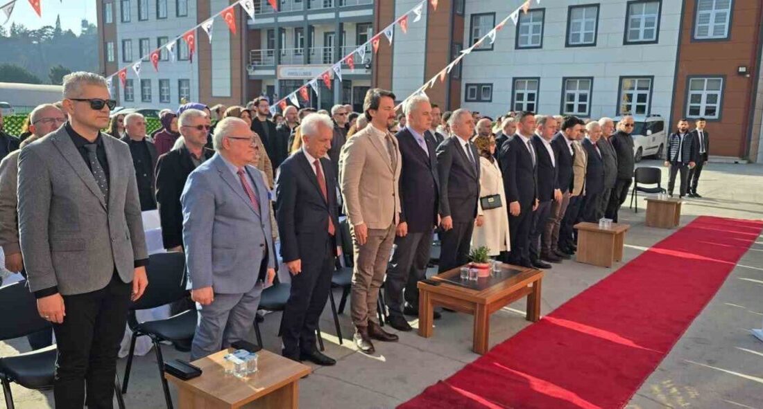 Ereğli ilçesindeki İlçe Milli Eğitim Müdürlüğü'nün yeni binasının resmi açılışı